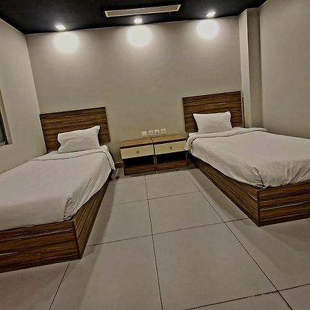 Spar Furnished Hotel Al-Hofuf Ngoại thất bức ảnh